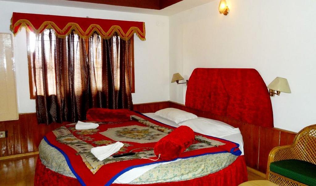Hotel Ruby International コダイカナル 部屋 写真